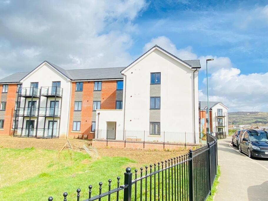 Beautiful, Brand New Apartment! Cheltenham Exterior photo